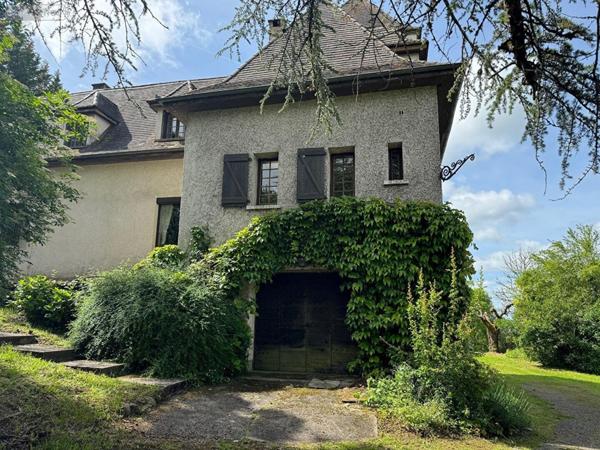 Maison à vendre à Figeac dans le Lot (46100), ref : VM463