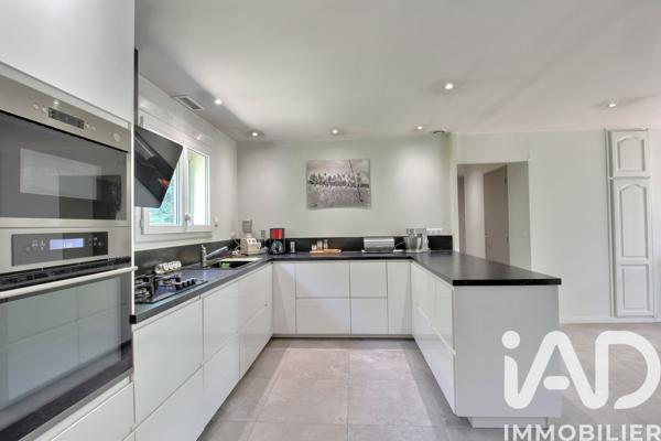 Maison à vendre 5 pièces 109 m² Rousset