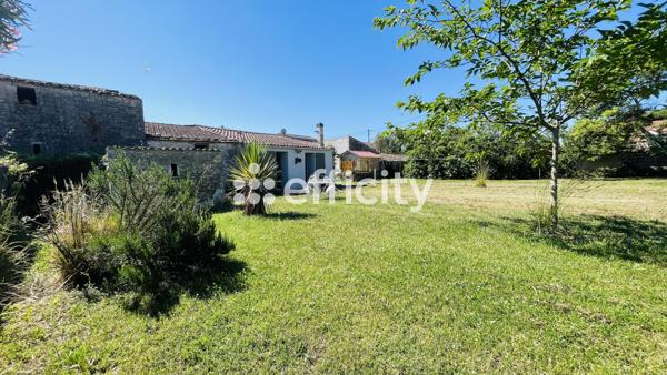 Maison
         5 pièces
        - 140 m² 292 000 € *