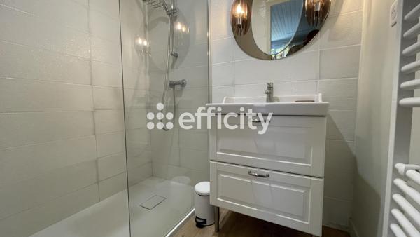Maison
         5 pièces
        - 140 m² 292 000 € *