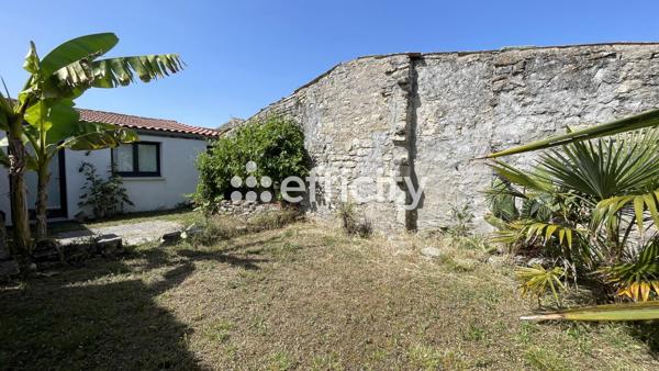 Maison
         5 pièces
        - 140 m² 292 000 € *