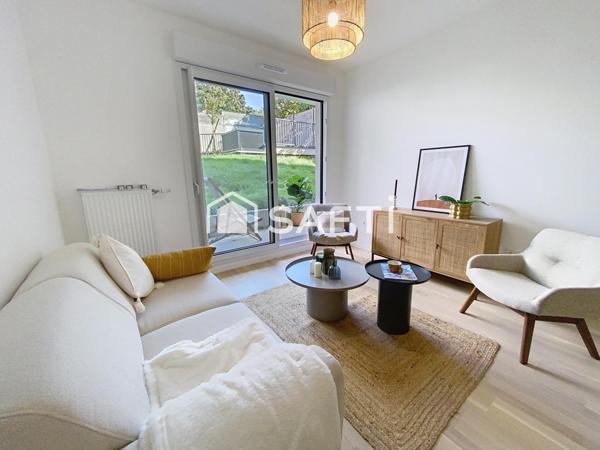 PROCHE METRO LIGNE 14 - LUMINEUX - TERRASSE ET JARDIN de 37 m2