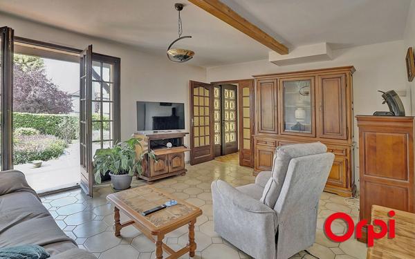 Maison à vendre    5 pièces •  Ruy