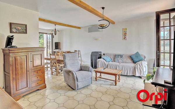 Maison à vendre    5 pièces •  Ruy