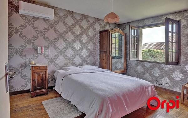 Maison à vendre    5 pièces •  Ruy