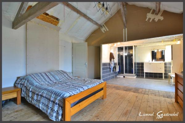 Maison 7 pièces 4 chambres en pierre Beaux volumes, grand terrain, fort potentiel à SAINT ANTOINE DE BREUILH (24)