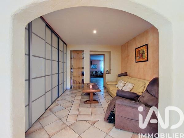 Maison à vendre 8 pièces 200 m² Carpentras