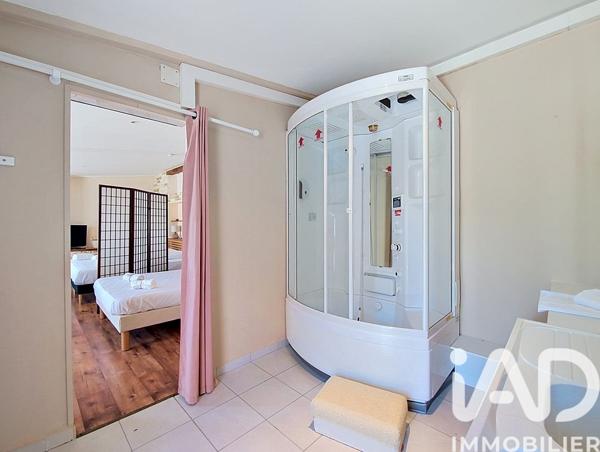 Maison à vendre 8 pièces 200 m² Carpentras
