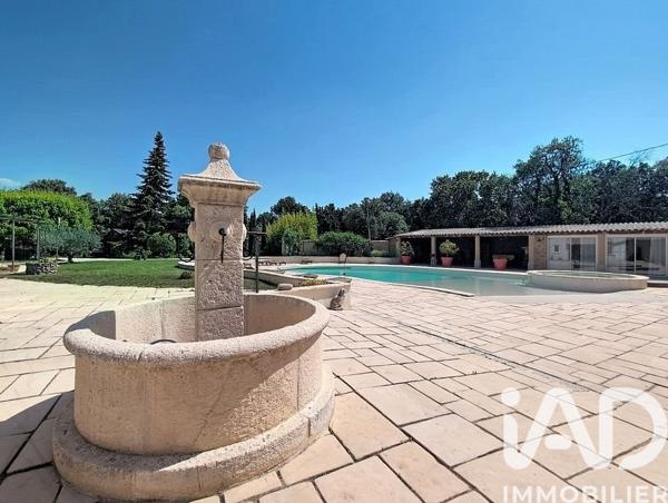 Maison à vendre 8 pièces 200 m² Carpentras