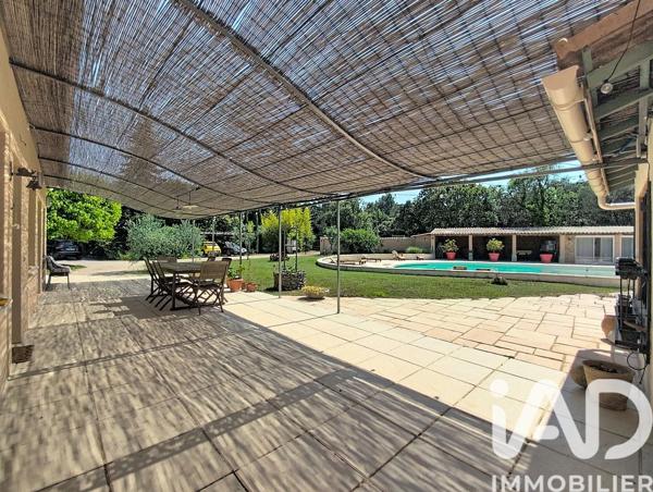 Maison à vendre 8 pièces 200 m² Carpentras