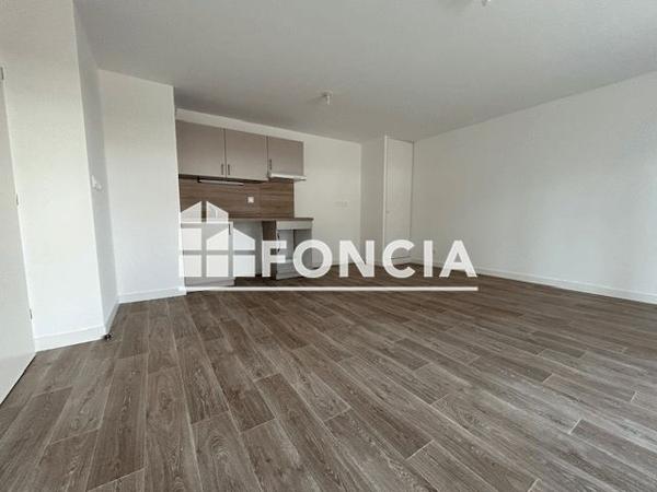 Location Appartement 3 pièces 61.55 m² - 17 RUE JEAN RICHARD BLOCH Poitiers 86000