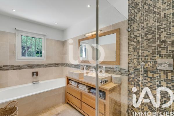 Maison à vendre 7 pièces 255 m² Grimaud