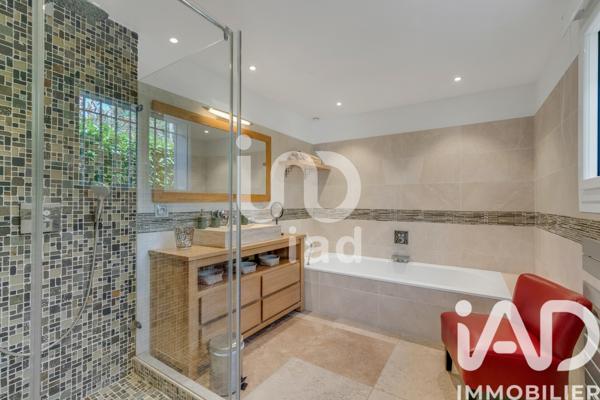 Maison à vendre 7 pièces 255 m² Grimaud