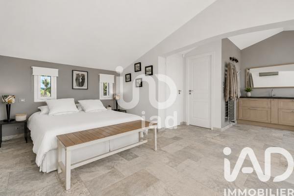 Maison à vendre 7 pièces 255 m² Grimaud