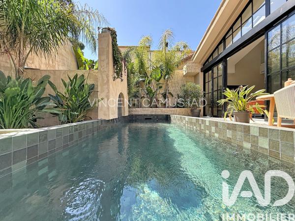 Maison à vendre 6 pièces 280 m² Sanary-sur-Mer