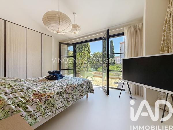 Maison à vendre 6 pièces 280 m² Sanary-sur-Mer