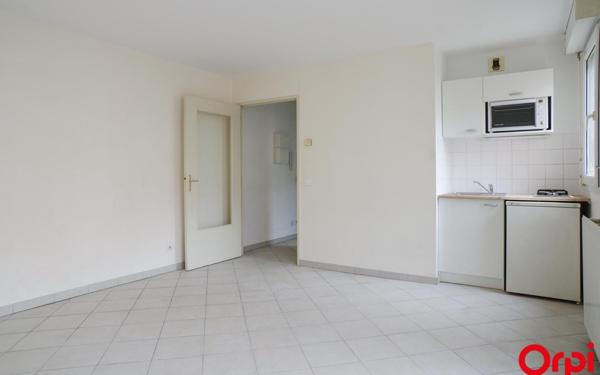 Appartement à louer    1 pièce •  Lyon 7
