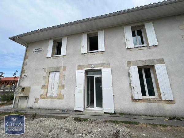 Appartement à louer 4 pièces 94.7m² Le Barp (33114)