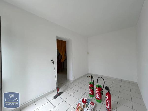 Appartement à louer 4 pièces 94.7m² Le Barp (33114)