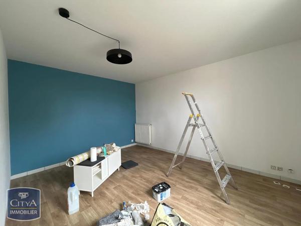 Appartement à louer 4 pièces 94.7m² Le Barp (33114)
