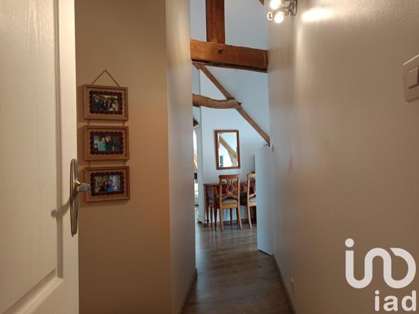 Demeure 7 pièces de 205 m² à Crédin (56580)