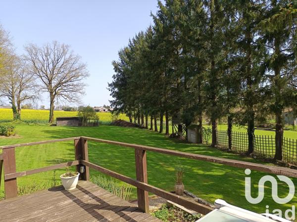 Demeure 7 pièces de 205 m² à Crédin (56580)