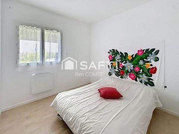 Maison contemporaine de plain-pied avec piscine – Environnement privilégié à Moras-en-Valloire (Drôme)!!