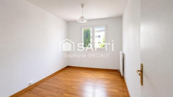 Cagnes-sur-Mer / Appartement 3 pièces / 4ème et dernier étage