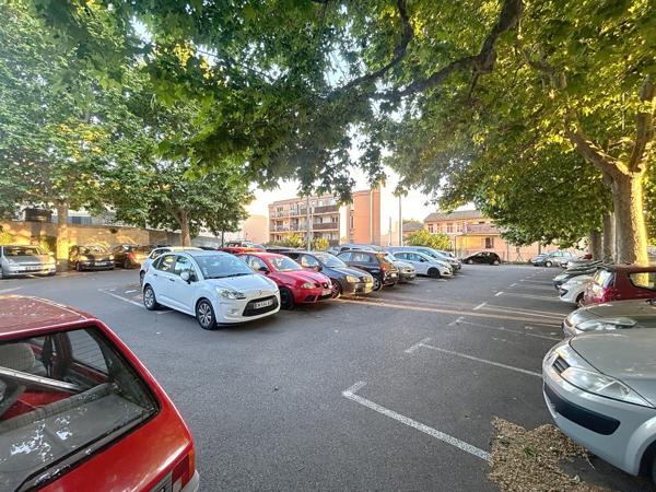 Aubagne (13400) maison de ville T4 au cœur d'Aubagne de 70 m2