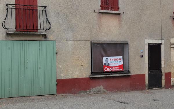 Maison à vendre    3 pièces •  Lachau