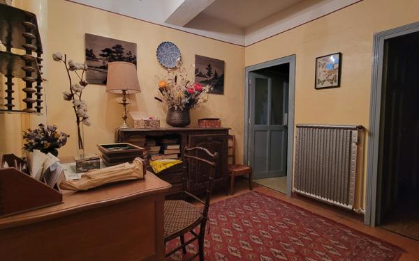 Maison à vendre    3 pièces •  Lachau