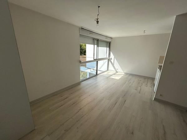 Studio Poitiers- La ROSERAIE – 32.85 m2