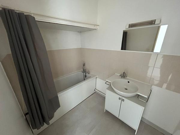 Studio Poitiers- La ROSERAIE – 32.85 m2