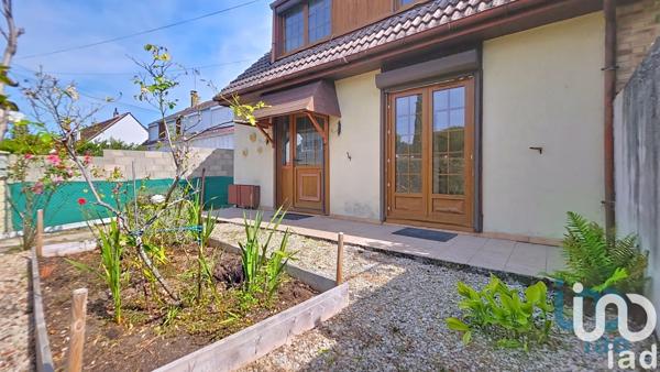 House for sale 4 rooms 84 m² Romilly-sur-Seine