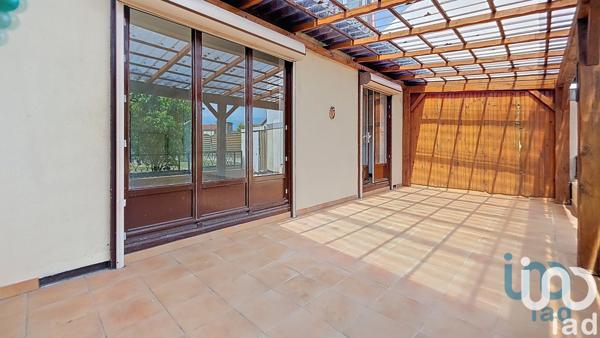 House for sale 4 rooms 84 m² Romilly-sur-Seine