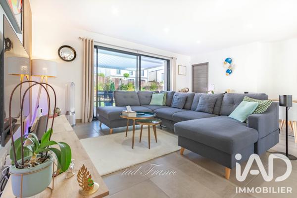 Maison à vendre 6 pièces 110 m² Ecquevilly