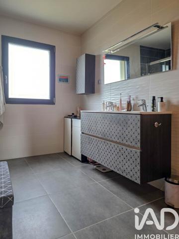 Maison à vendre 6 pièces 116 m² Salles-la-Source