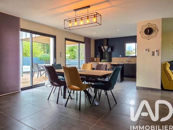 Maison à vendre 6 pièces 116 m² Salles-la-Source