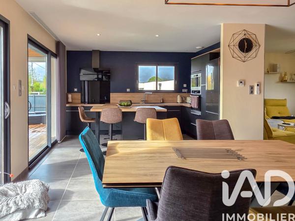 Maison à vendre 6 pièces 116 m² Salles-la-Source