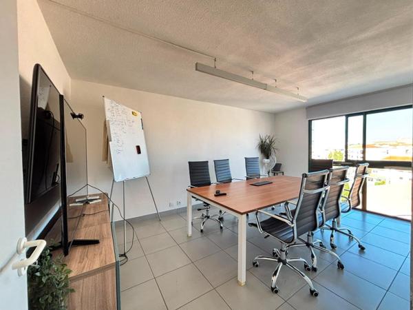 PERPIGNAN AVENUE KENNEDY, BEAU BUREAUX