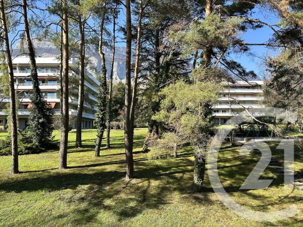 Appartement T2 à vendre  2 pièces - 80,24 m2 MEYLAN - 38