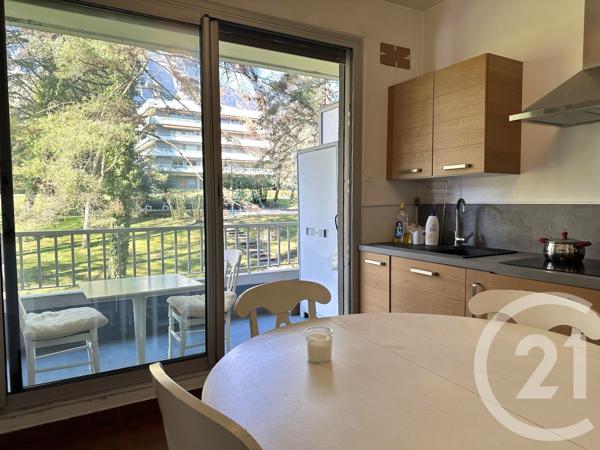Appartement T2 à vendre  2 pièces - 80,24 m2 MEYLAN - 38