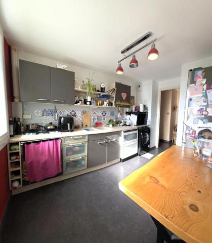 Montélimar - Appartement T4 de 73 m² avec balcon et cave