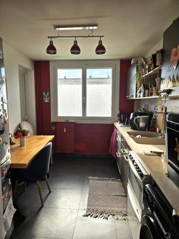 Montélimar - Appartement T4 de 73 m² avec balcon et cave