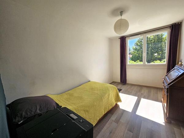 Montélimar - Appartement T4 de 73 m² avec balcon et cave