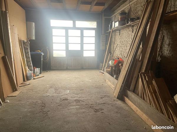Maison Thaire 6 pièce(s) 236 m2 + Garage 95 m²