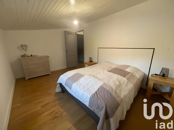 Appartement 3 pièces de 80 m² à Salles-sur-Mer (17220)