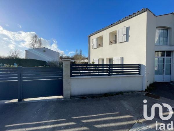 Appartement 3 pièces de 80 m² à Salles-sur-Mer (17220)