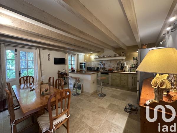 Maison à vendre 8 pièces 243 m² Châteaurenard