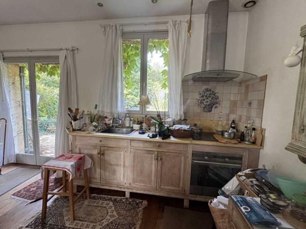 Maison contemporaine - Les eyzies Maison de plain pied au calme et avec beau terrain plat